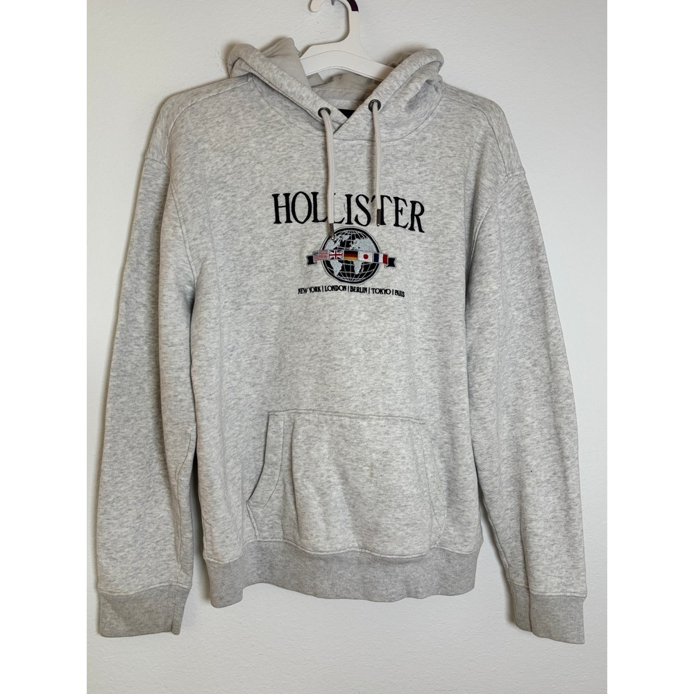 Hollister Mens Relaxed Fit Hoodie Gray Embroidered Globe International Flags S